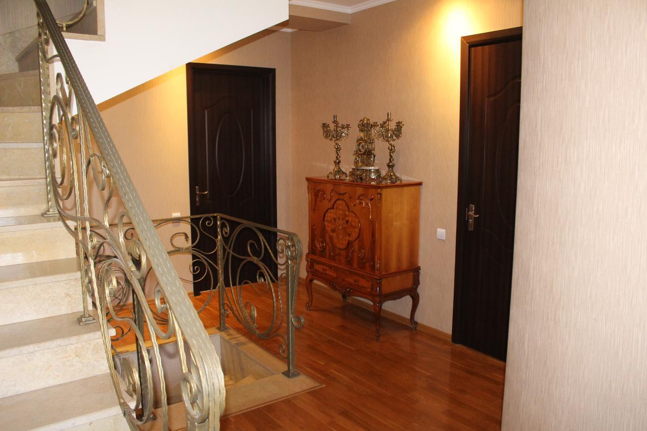 Hotel Leon Tiflis Exterior foto